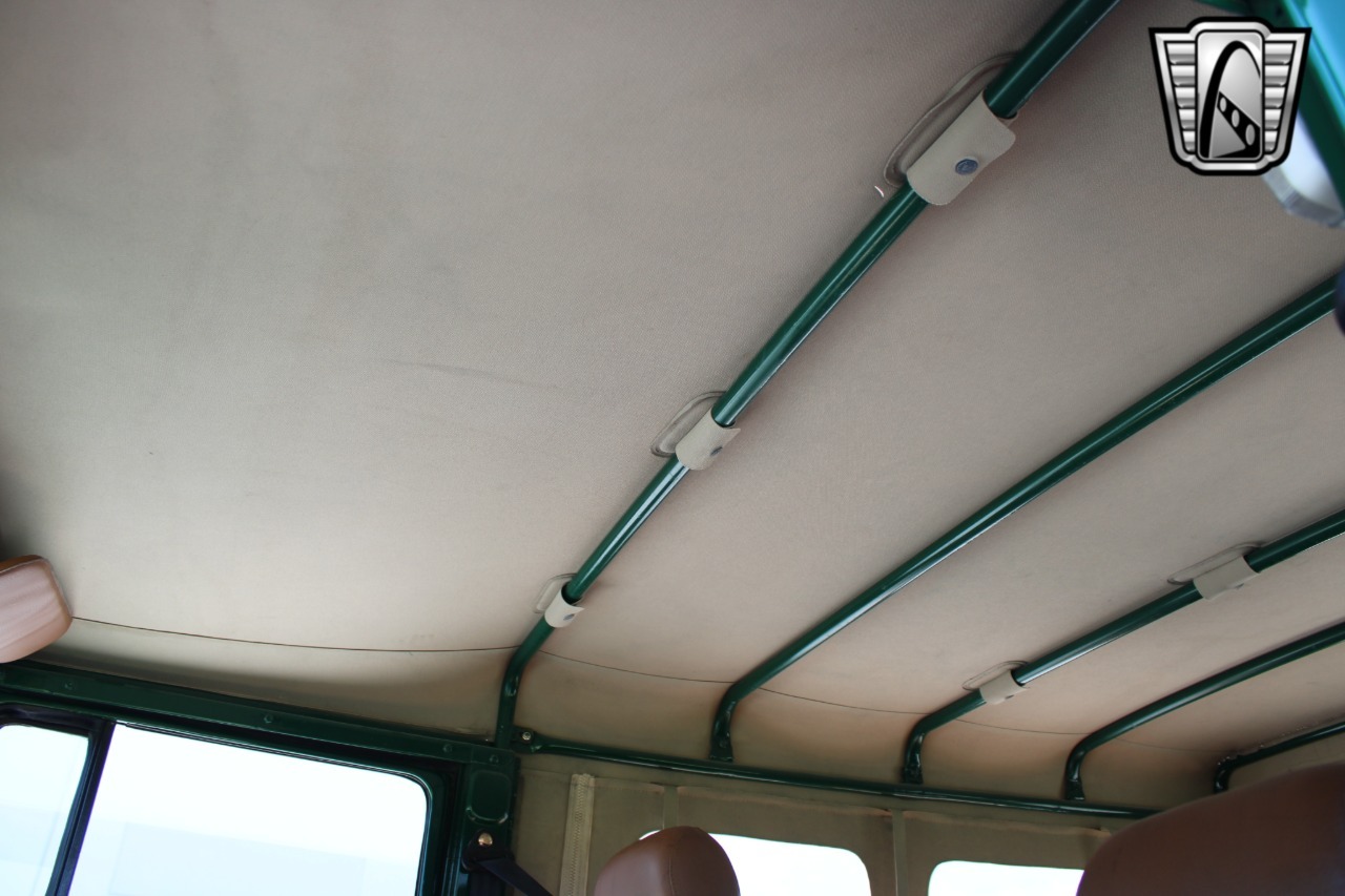 1976-toyota-land-cruiser-fj43 (10)