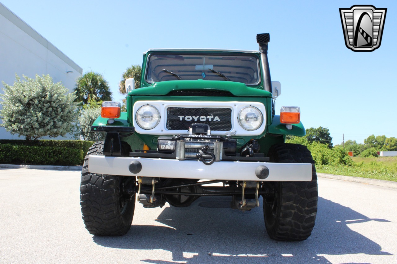 1976-toyota-land-cruiser-fj43 (119)