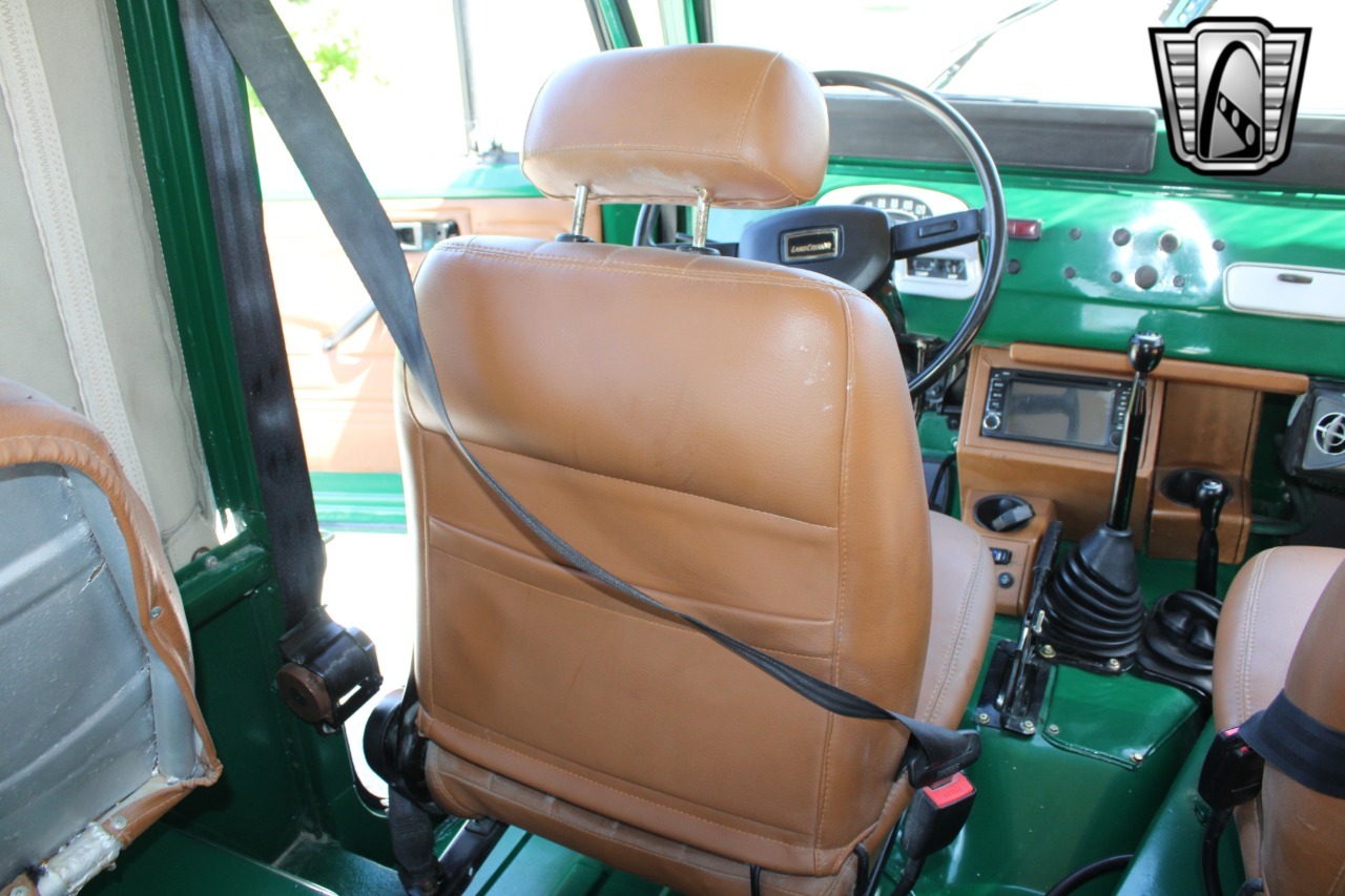 1976-toyota-land-cruiser-fj43 (12)