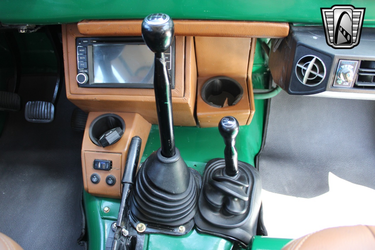 1976-toyota-land-cruiser-fj43 (123)