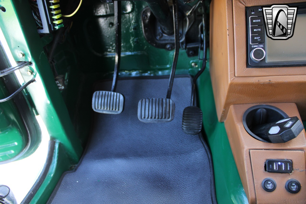 1976-toyota-land-cruiser-fj43 (17)
