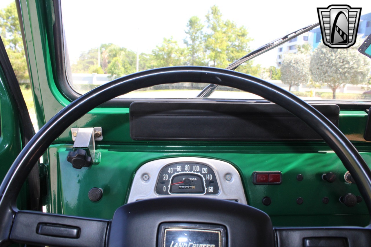 1976-toyota-land-cruiser-fj43 (18)