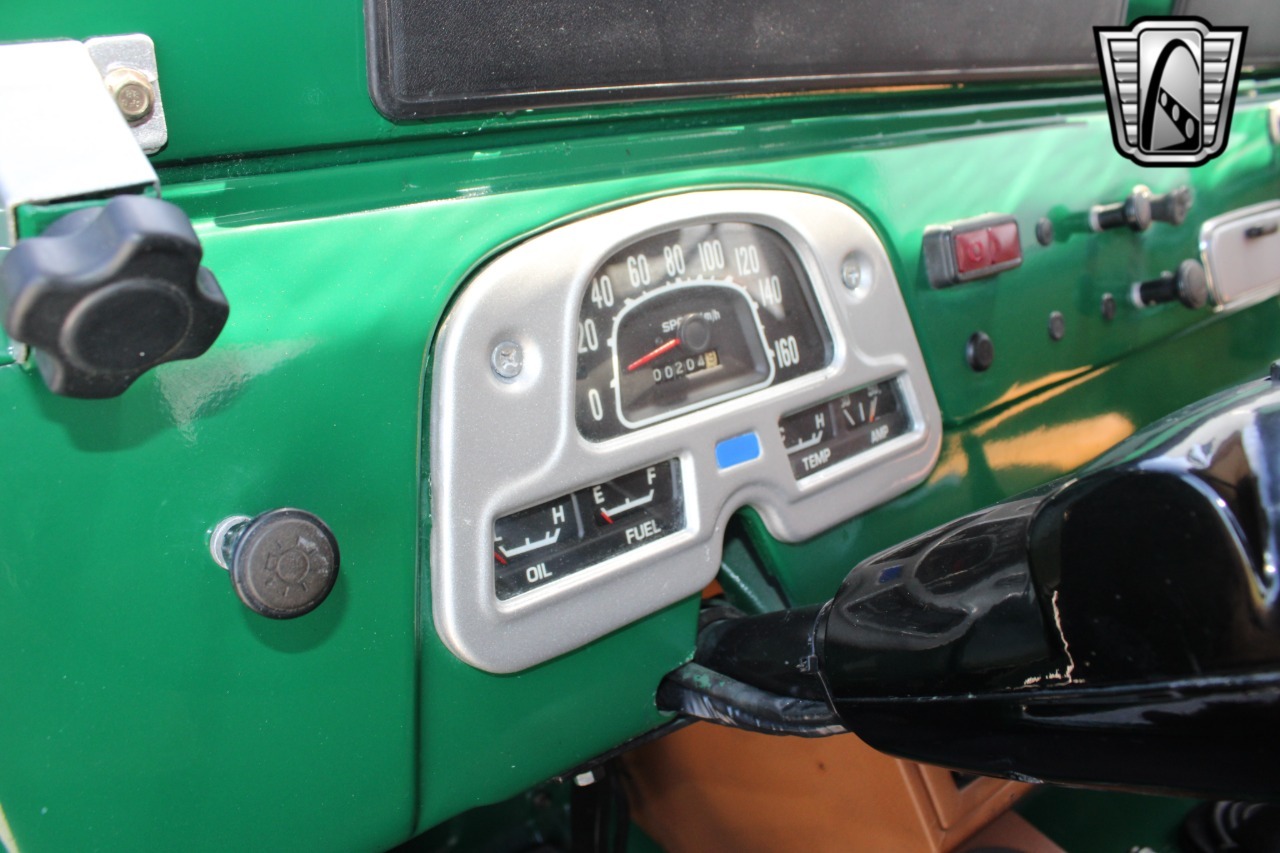 1976-toyota-land-cruiser-fj43 (19)