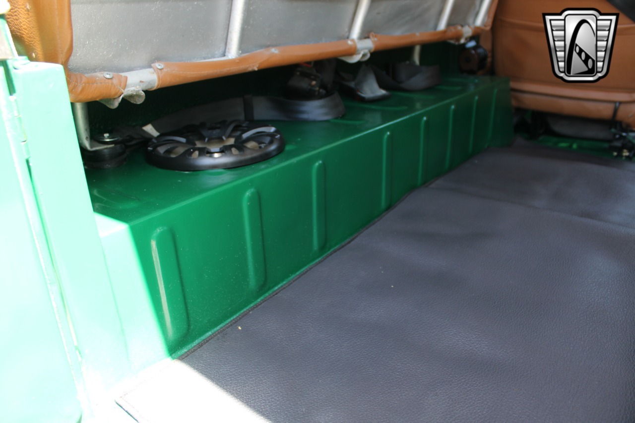 1976-toyota-land-cruiser-fj43 (25)