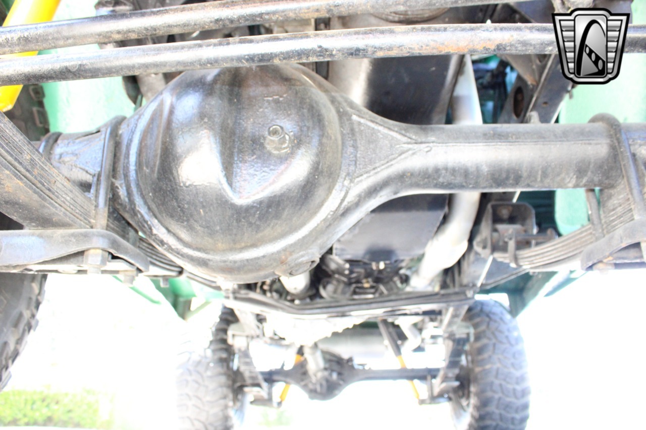1976-toyota-land-cruiser-fj43 (43)