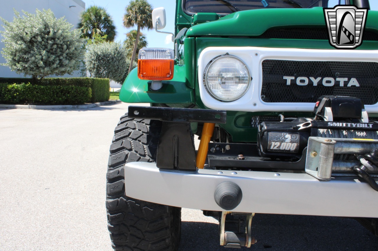 1976-toyota-land-cruiser-fj43 (53)