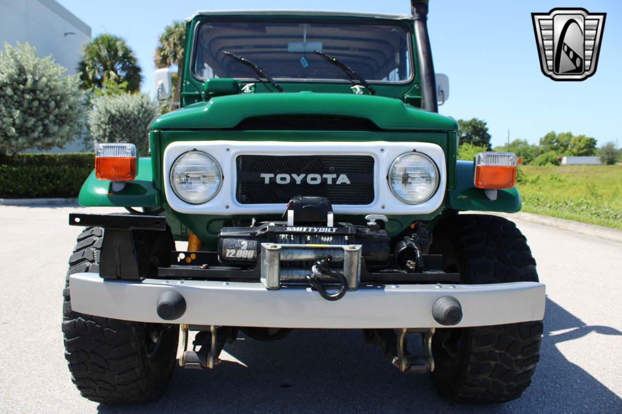 1976-toyota-land-cruiser-fj43 (54)