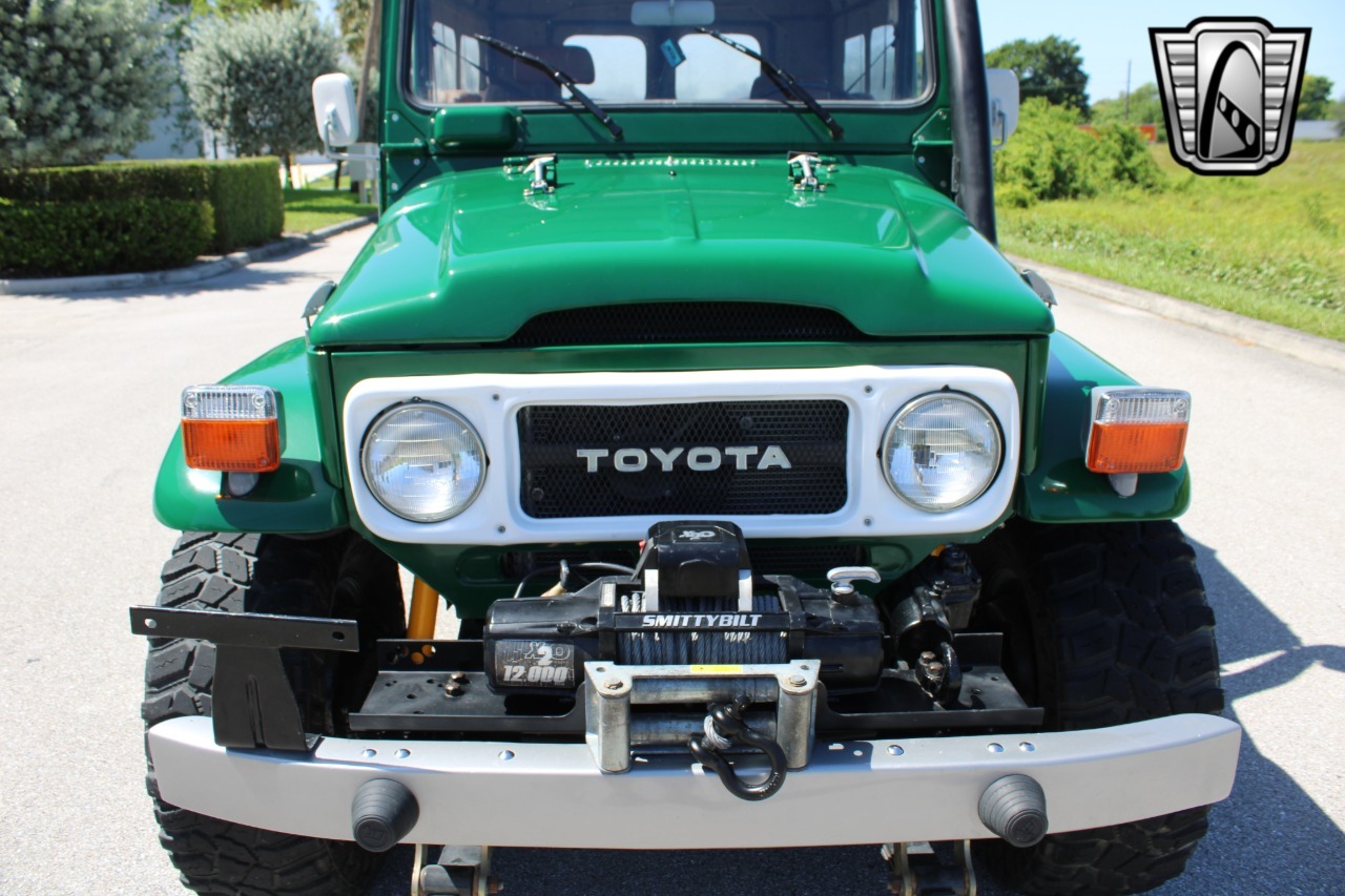 1976-toyota-land-cruiser-fj43 (55)