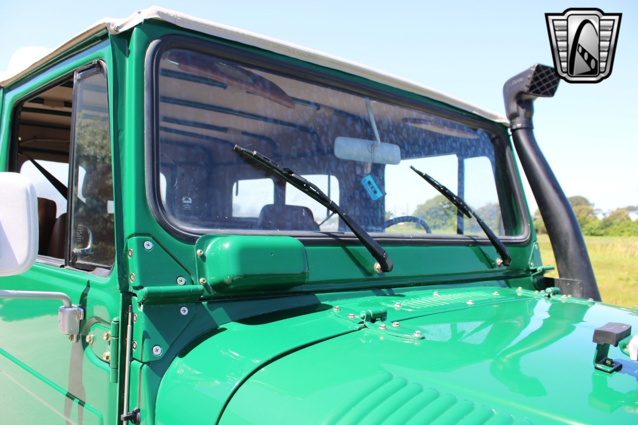 1976-toyota-land-cruiser-fj43 (59)