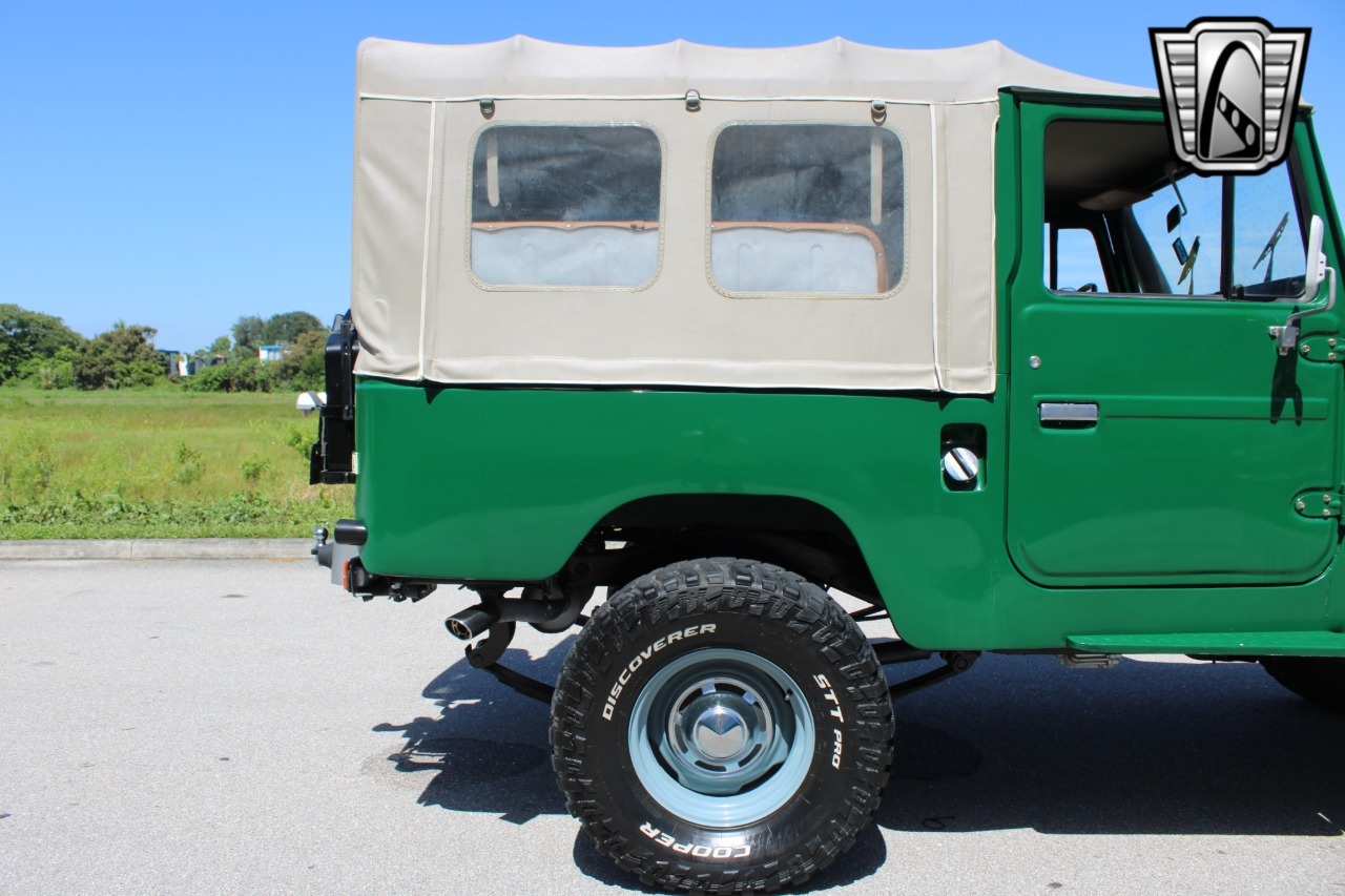 1976-toyota-land-cruiser-fj43 (65)