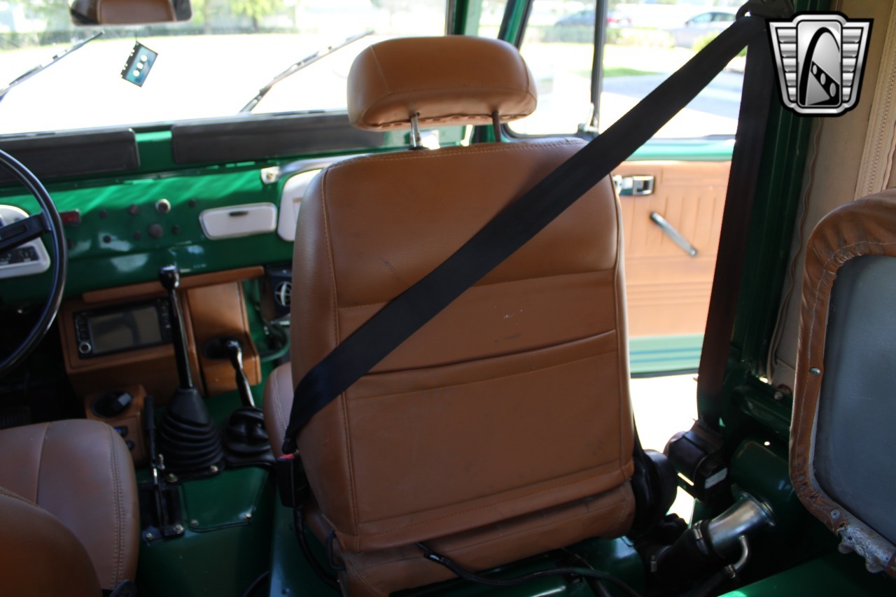 1976-toyota-land-cruiser-fj43 (8)