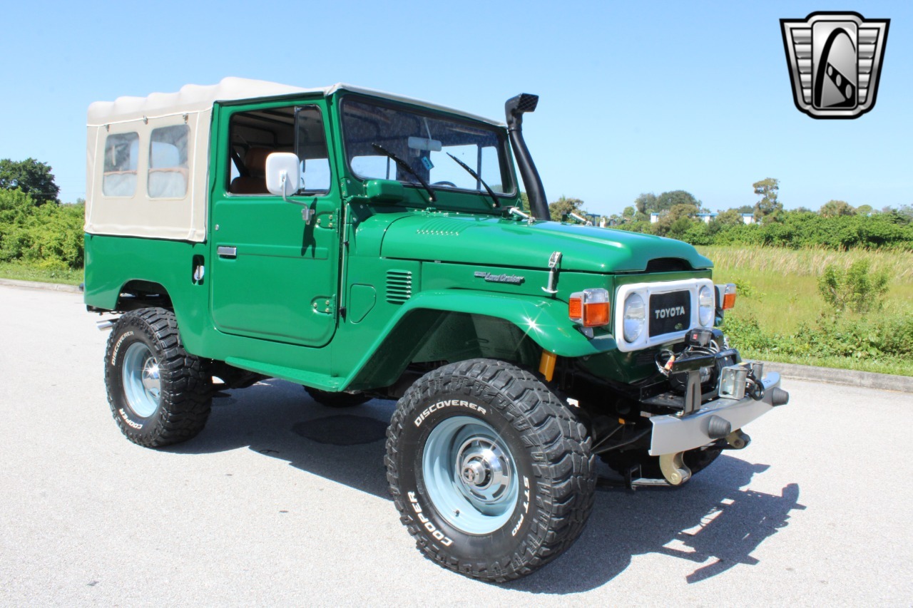 1976-toyota-land-cruiser-fj43 (96)