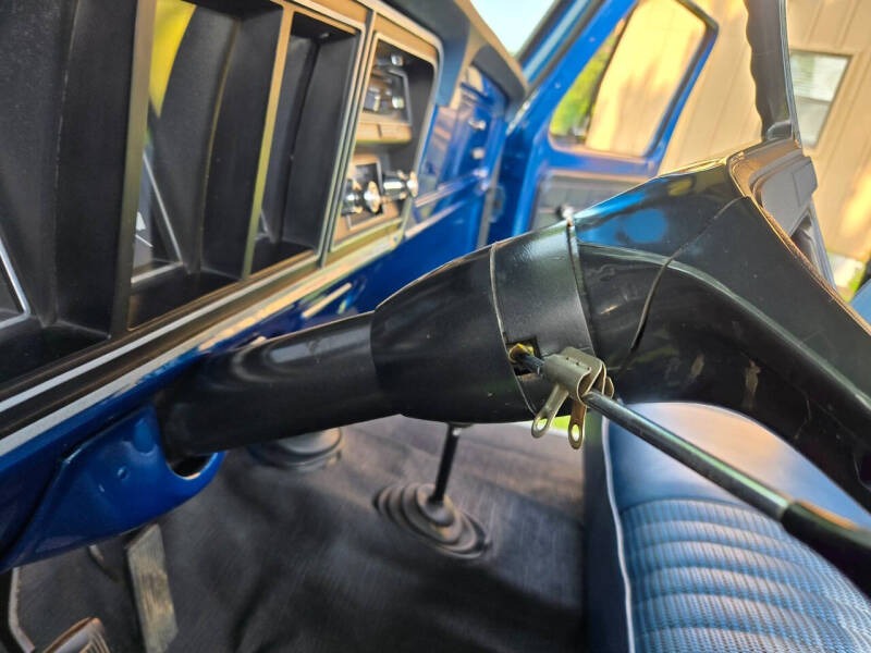 1977-ford-f150-custom (110)