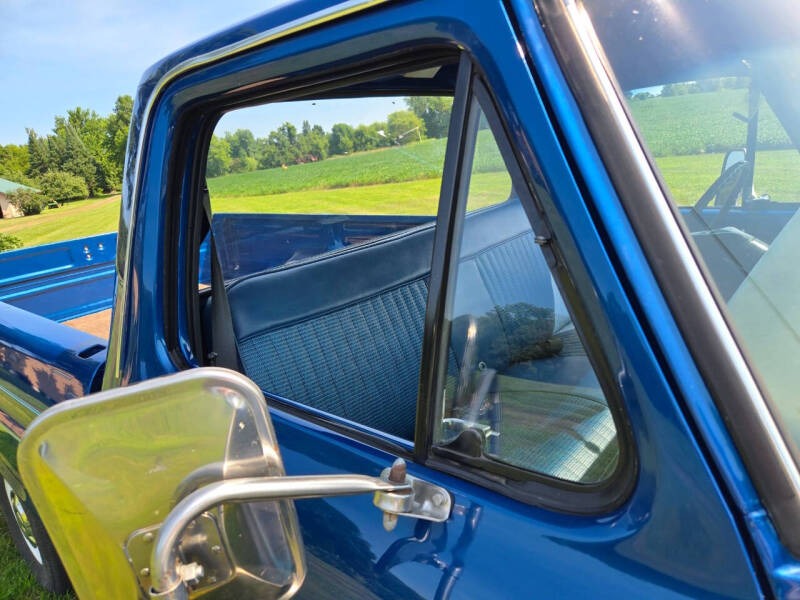 1977-ford-f150-custom (142)