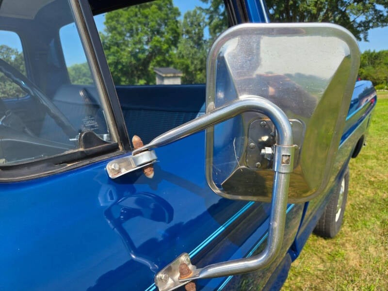 1977-ford-f150-custom (153)