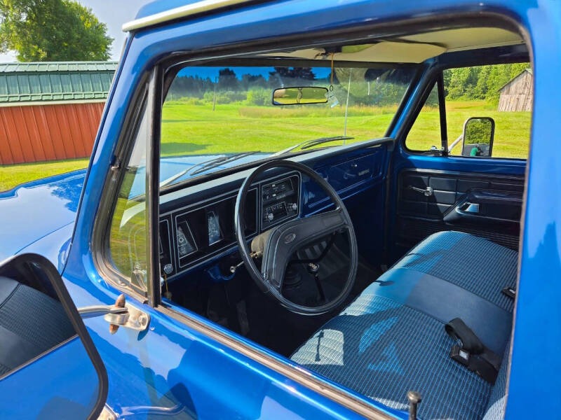 1977-ford-f150-custom (178)