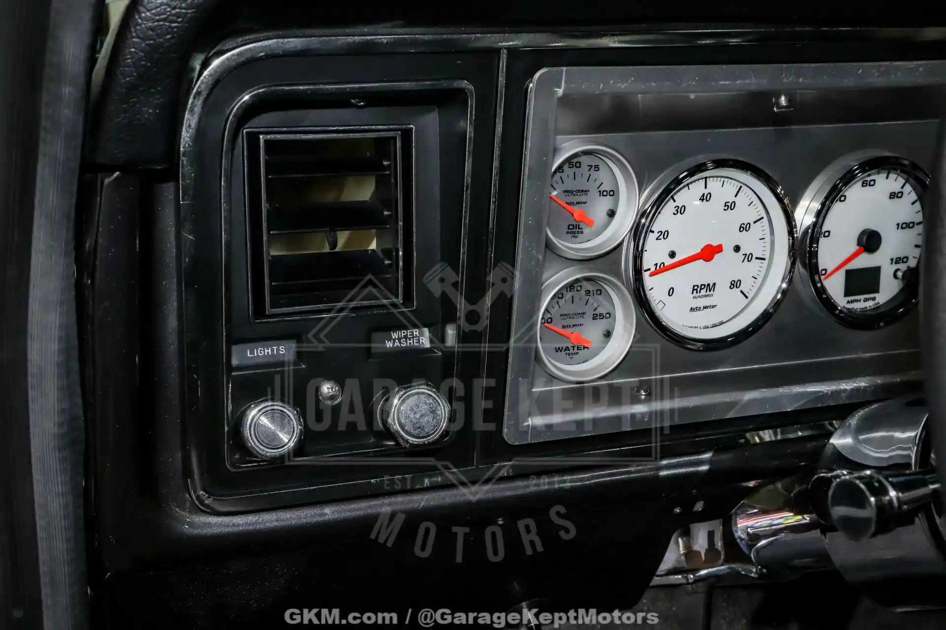1978-ford-f150-restored-for-sale (74)