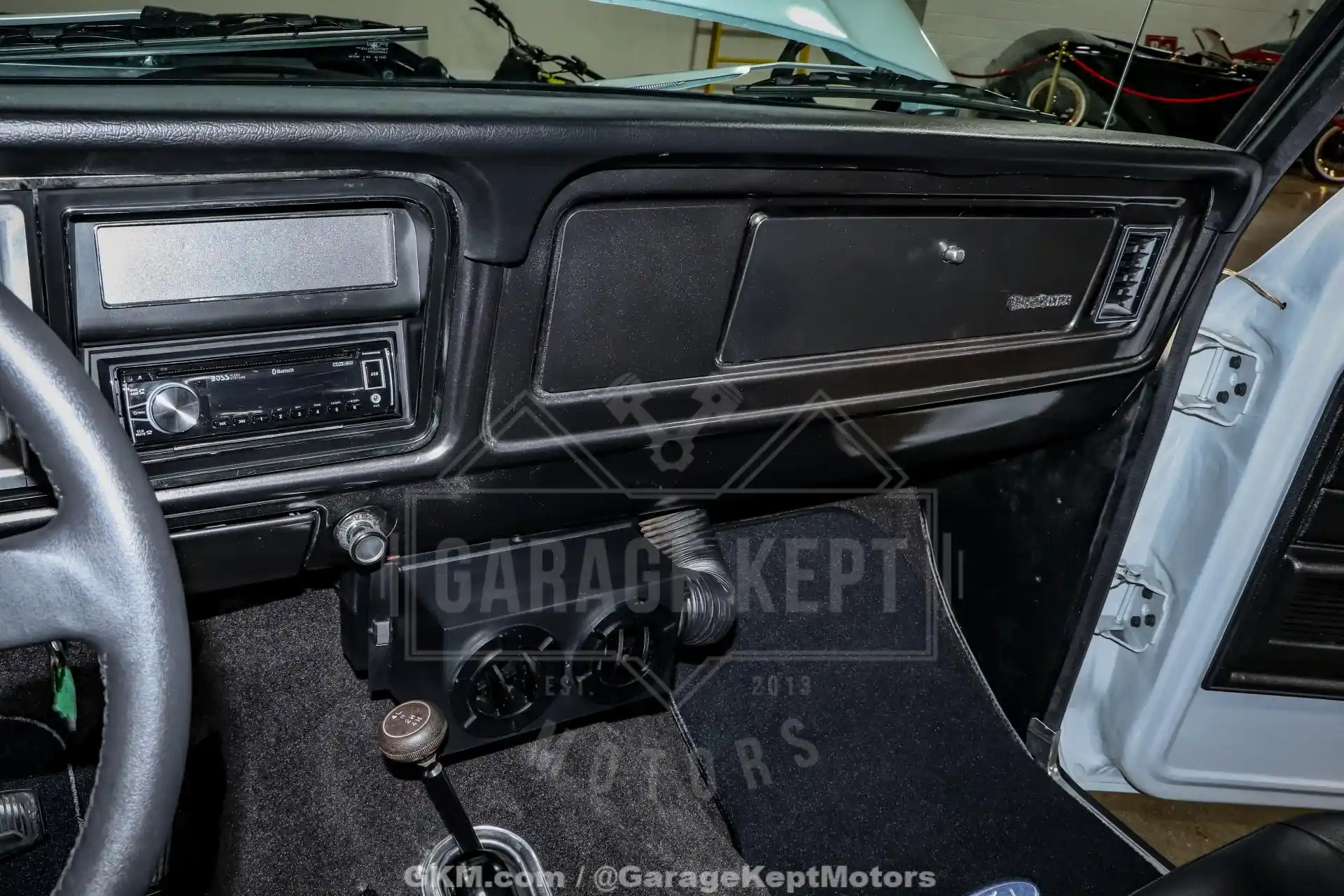 1978-ford-f150-restored-for-sale (75)