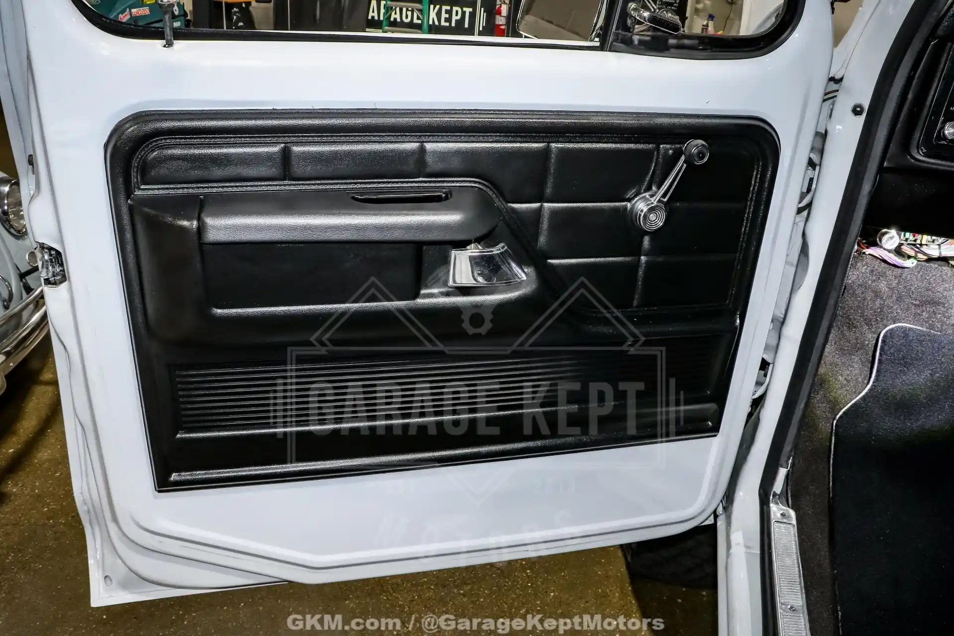 1978-ford-f150-restored-for-sale (87)