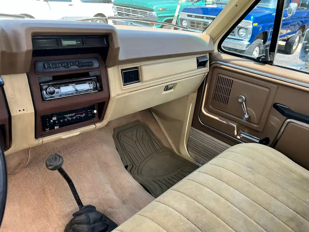 1980-ford-f350-regular-cab-camper-special-for-sale-trevor-wi-13