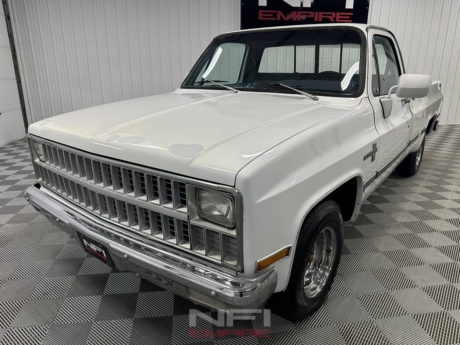 1981-chevy-c10-scottsdale (42)