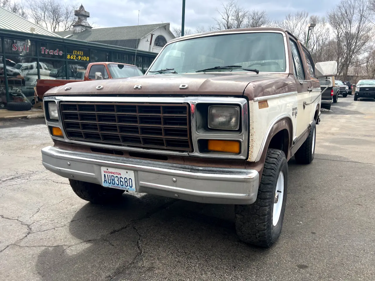 1981-ford-bronco-for-sale-trevor-wi-01
