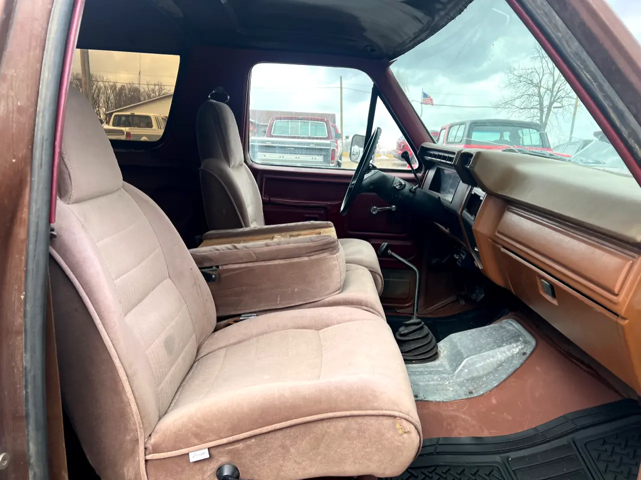 1981-ford-bronco-for-sale-trevor-wi-12