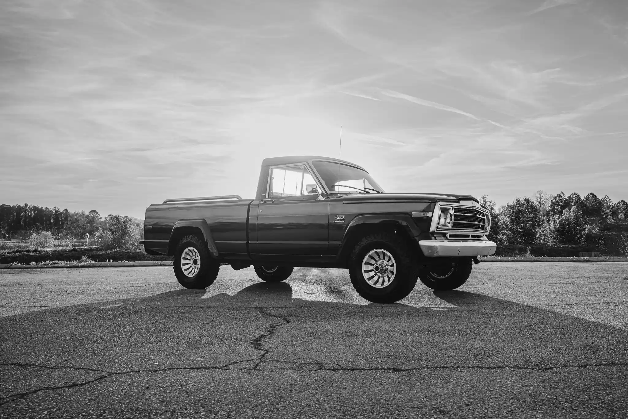 1981-jeep-j10-restored-for-sale-07