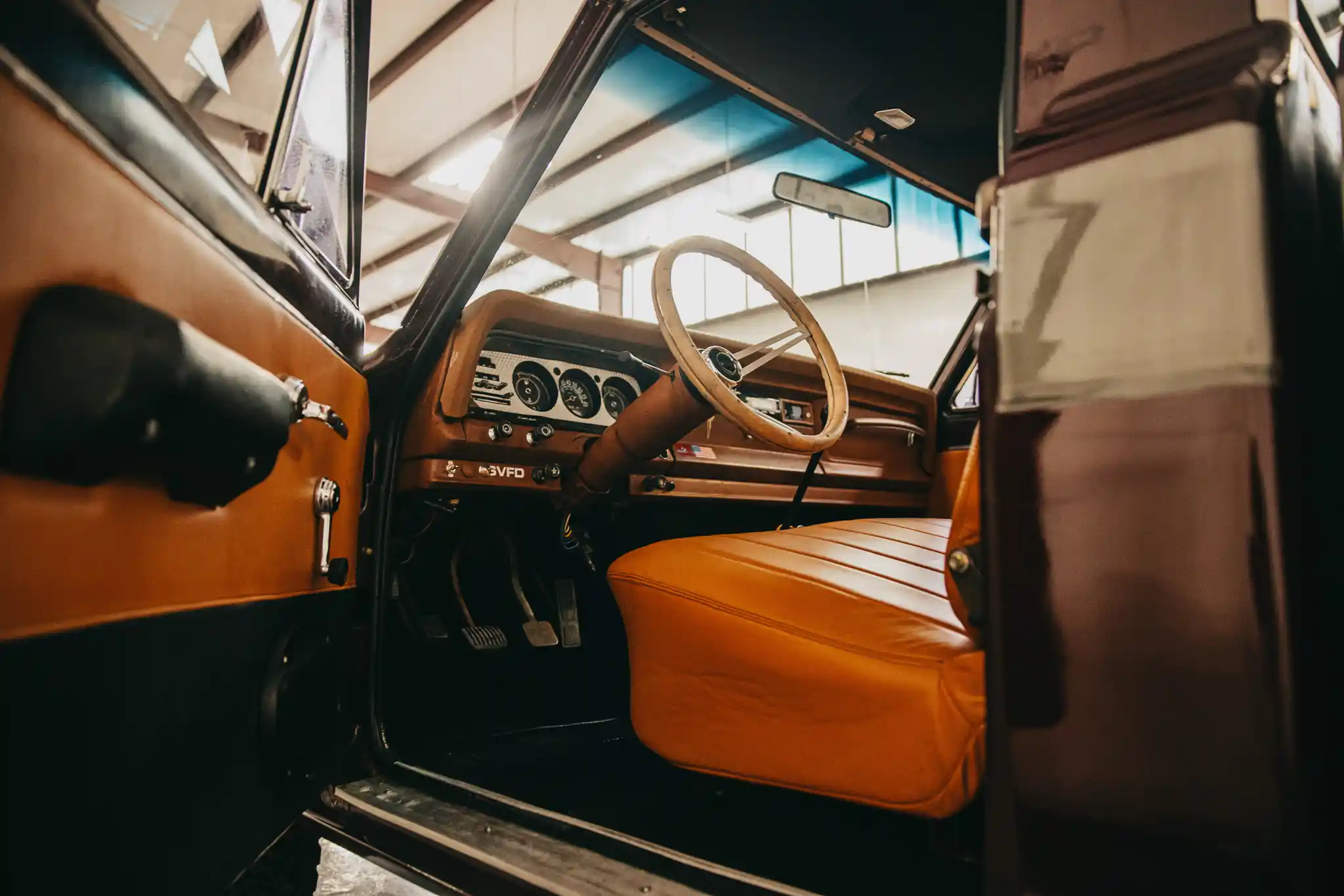 1981-jeep-j10-restored-for-sale-12