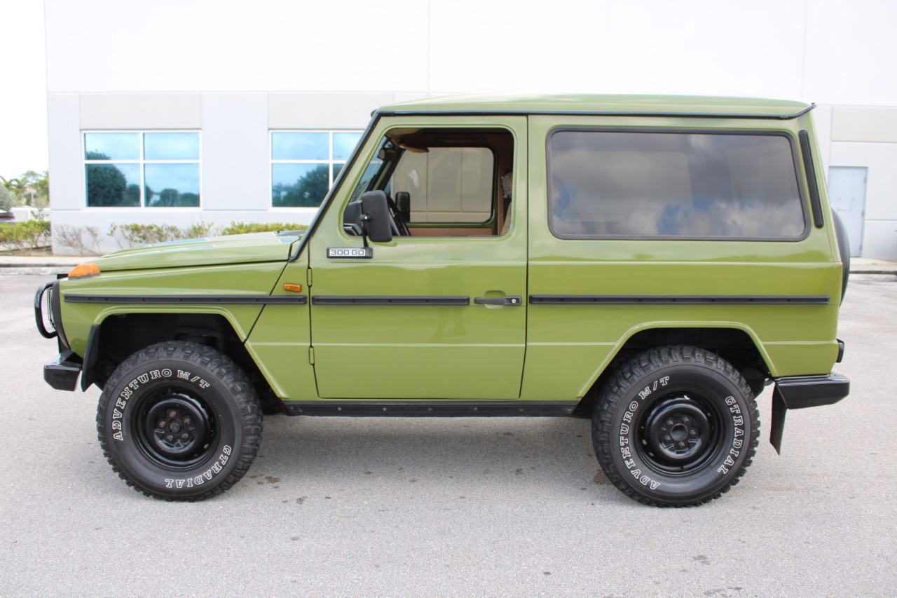 1982-mercedes-benz-300-gd-for-sale-florida (115)