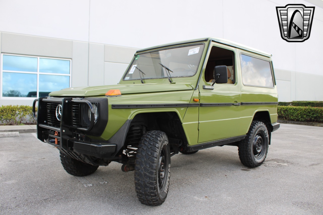 1982-mercedes-benz-300-gd-for-sale-florida (126)