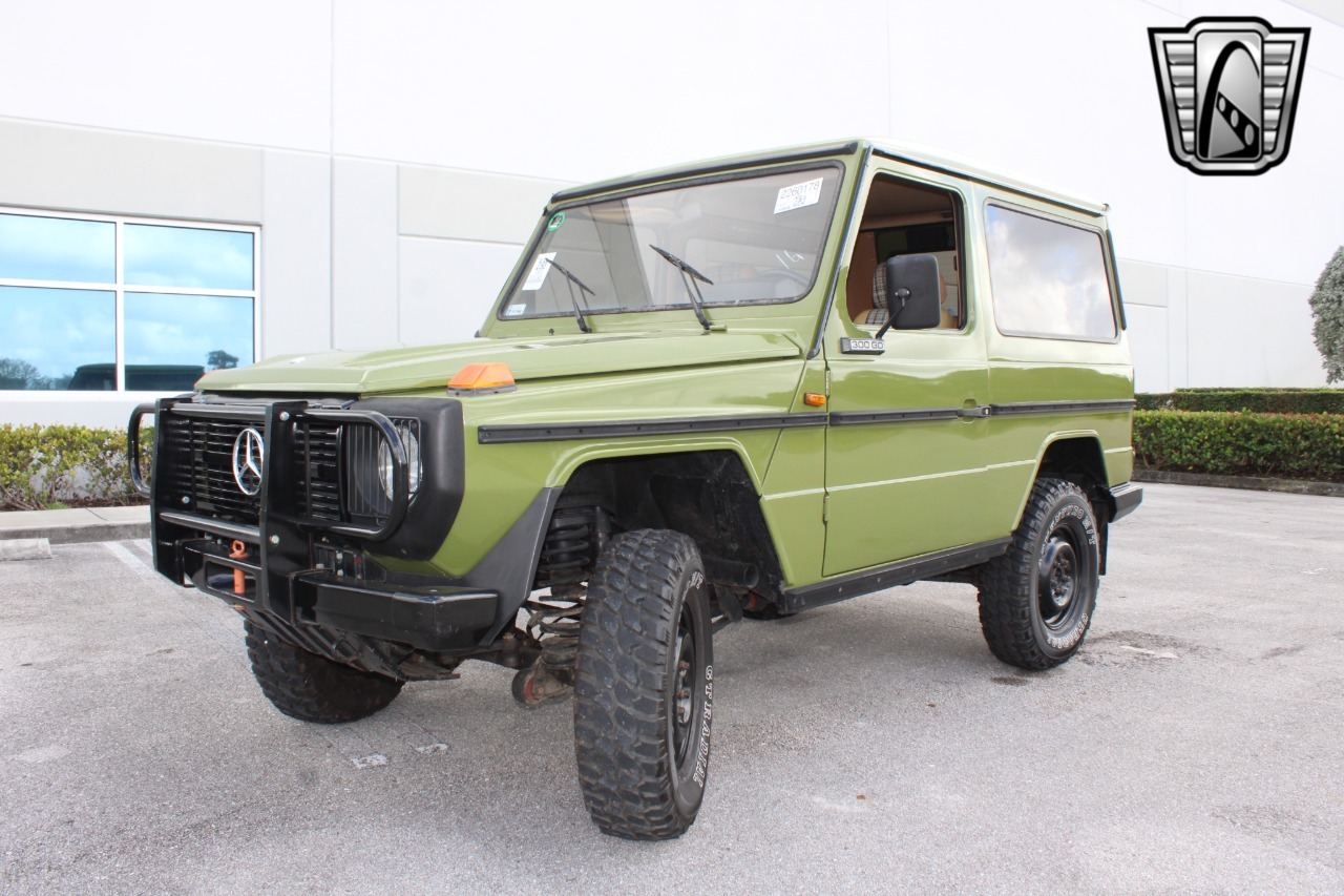 1982-mercedes-benz-300-gd-for-sale-florida (130)
