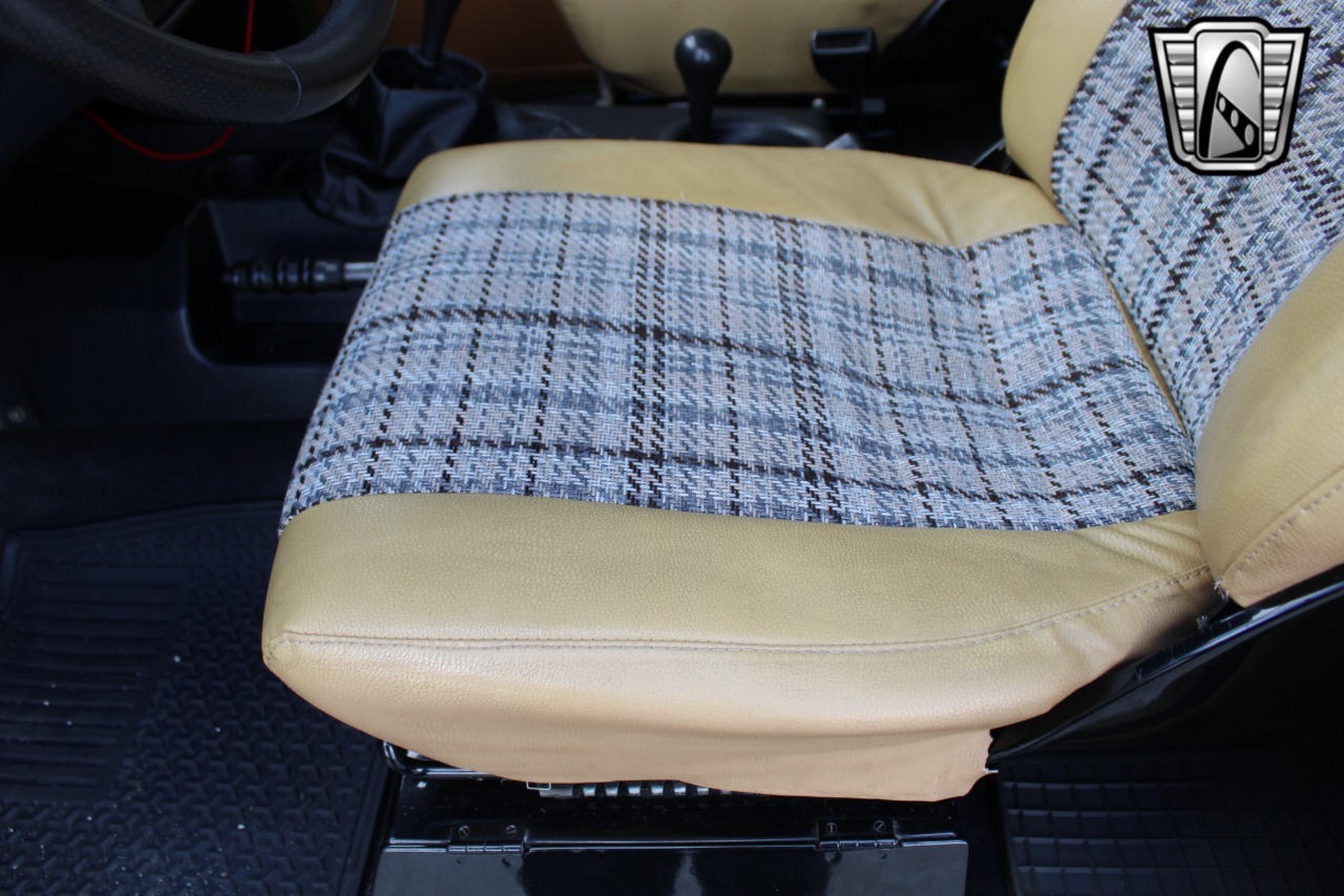 1982-mercedes-benz-300-gd-for-sale-florida (16)