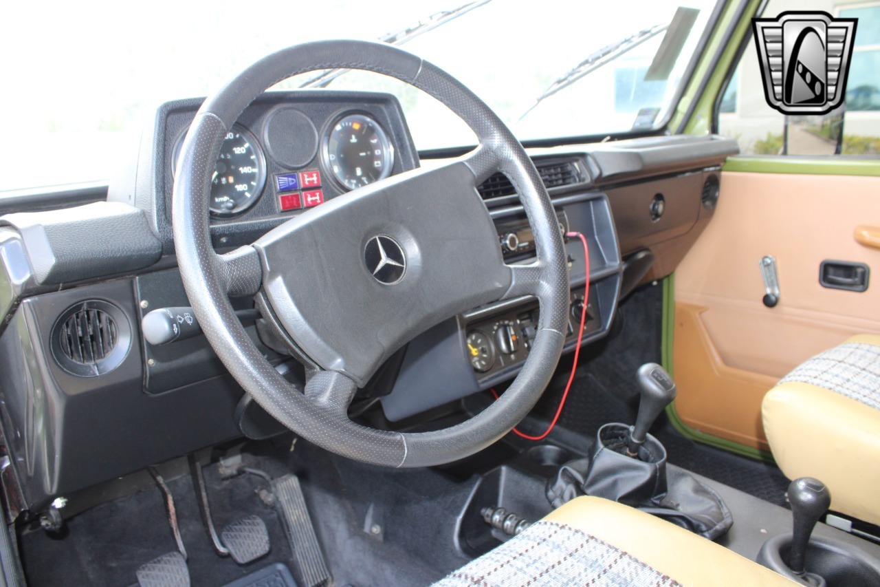 1982-mercedes-benz-300-gd-for-sale-florida (26)