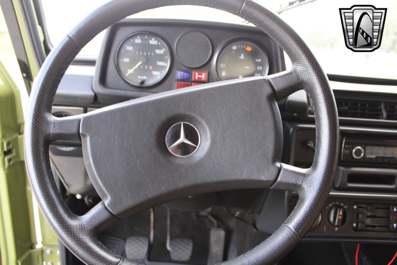 1982-mercedes-benz-300-gd-for-sale-florida (27)