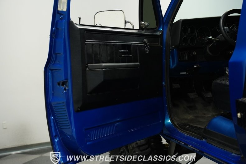 1984-chevrolet-k10-4x4-for-sale (39)