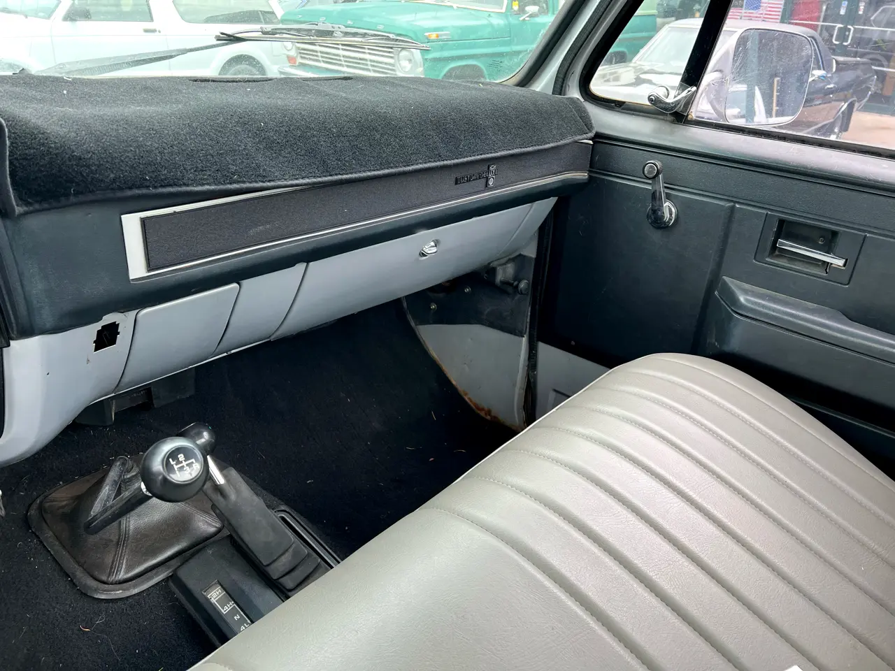 1984-chevrolet-pickup-k10-fleetside-for-sale-10