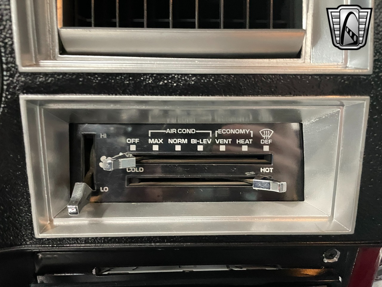 1984-gmc-jimmy-for-sale-texas (38)