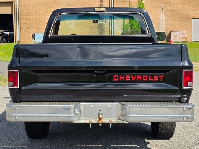 1985-chevrolet-c10-scottsdale-for-sale-hope-mills-nc-11