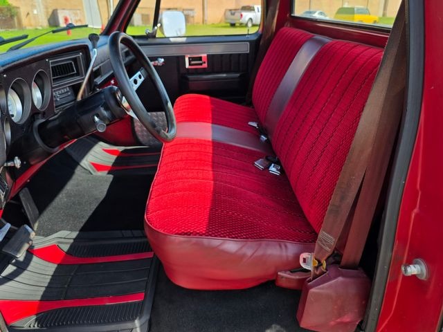 1985-chevrolet-c10-scottsdale-for-sale-hope-mills-nc-17
