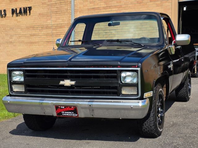 1985-chevrolet-c10-scottsdale-for-sale-hope-mills-nc-3