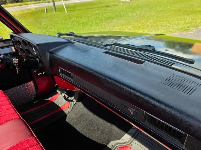 1985-chevrolet-c10-scottsdale-for-sale-hope-mills-nc-33