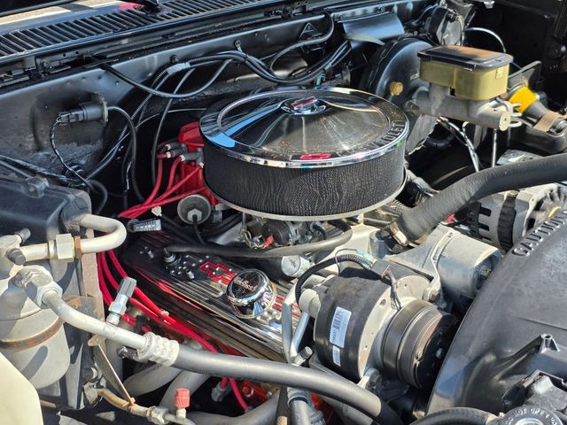 1985-chevrolet-c10-scottsdale-for-sale-hope-mills-nc-43