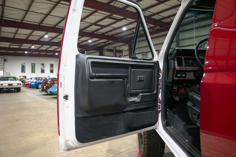 1985-ford-bronco-xlt (18)