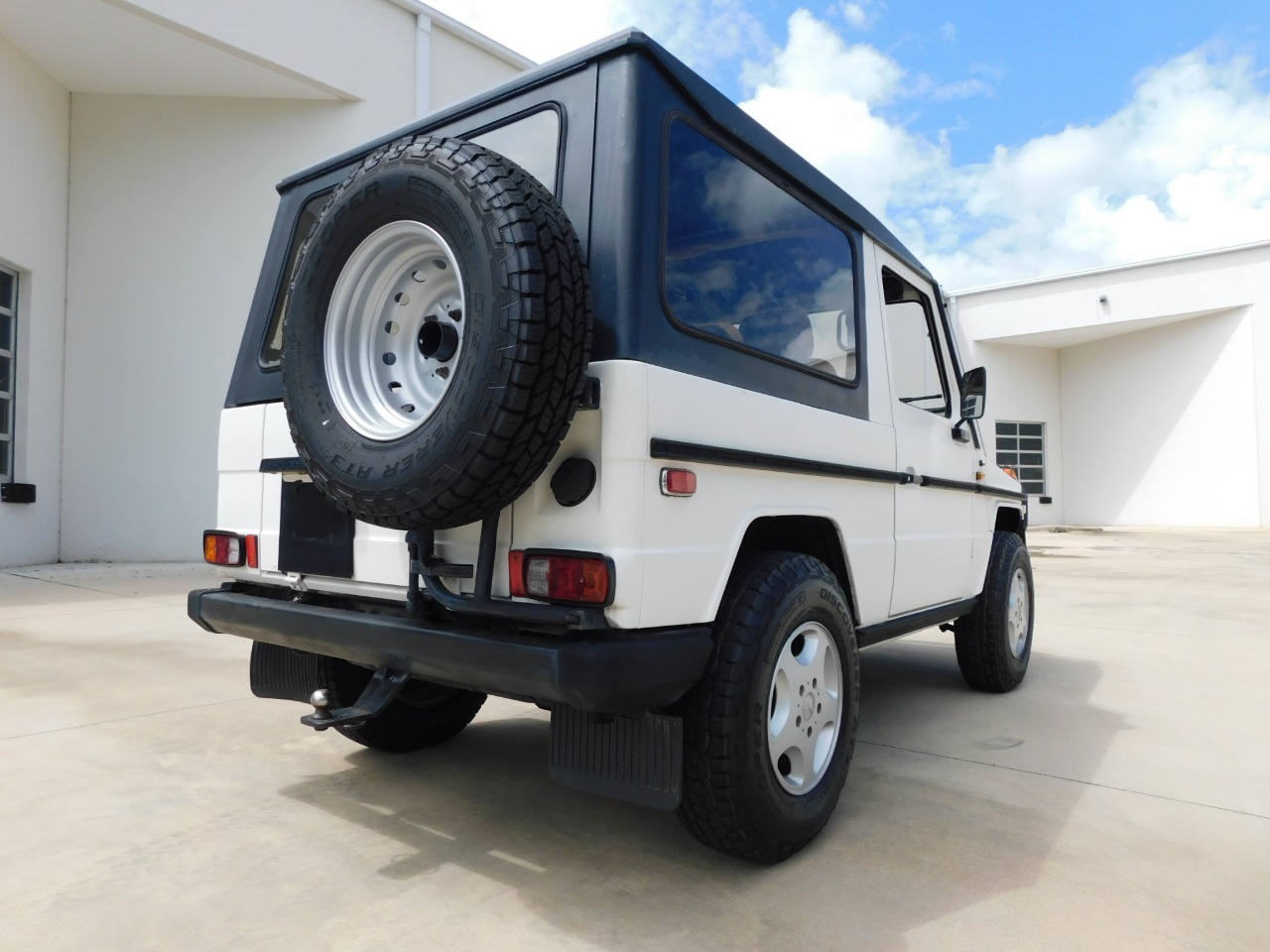 1985-mercedes-benz-280ge (105)
