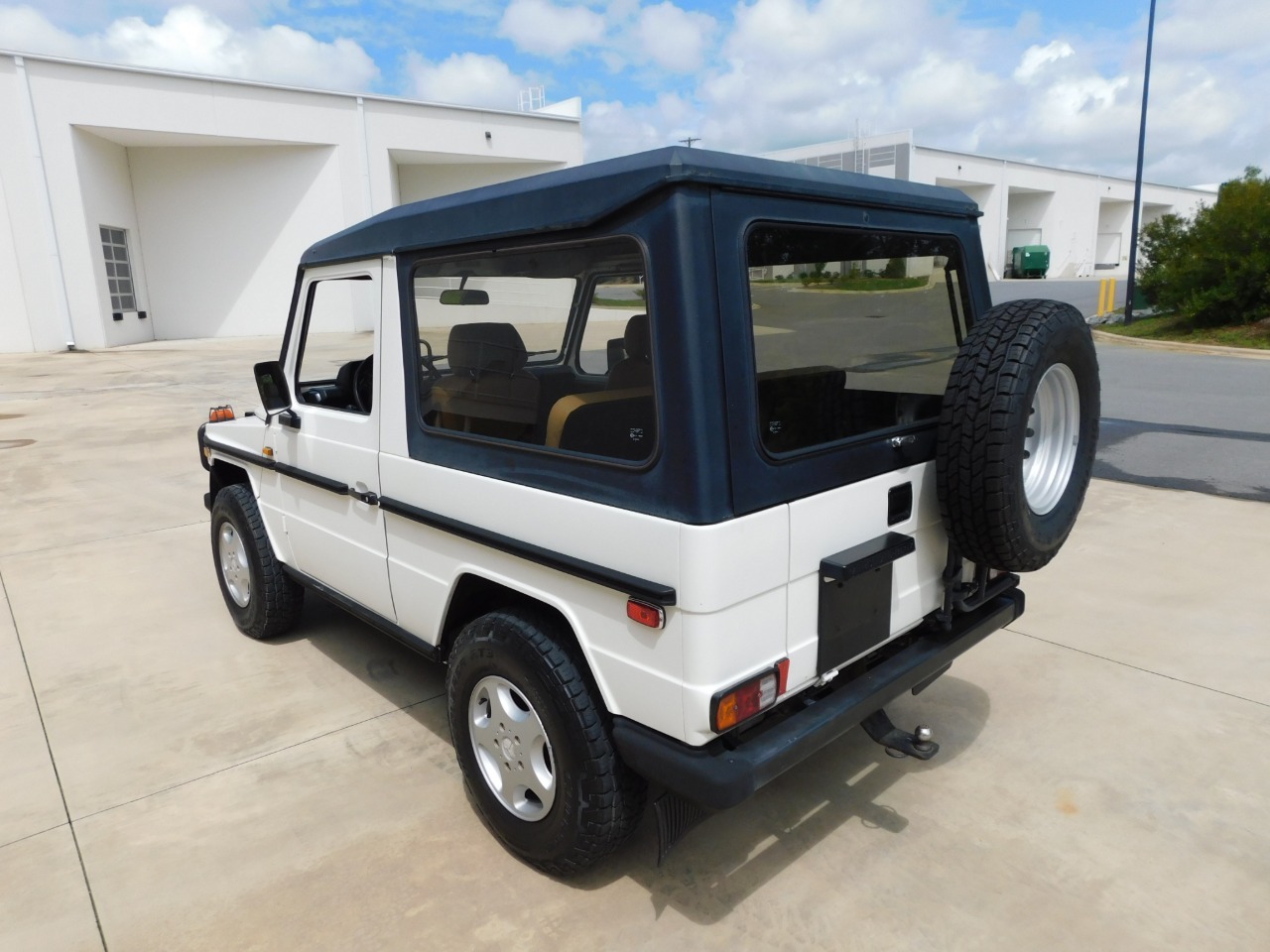 1985-mercedes-benz-280ge (109)