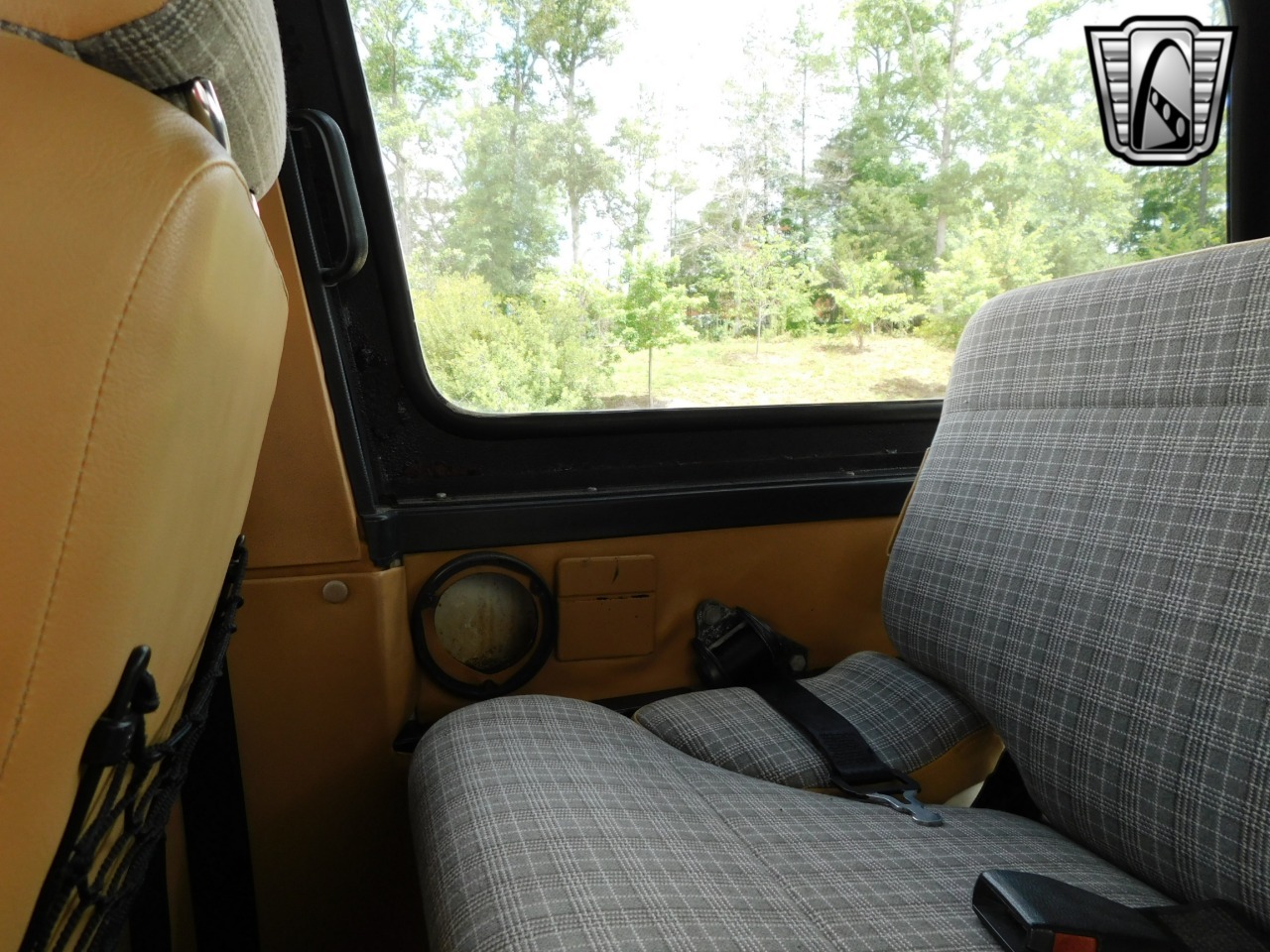 1985-mercedes-benz-280ge (41)