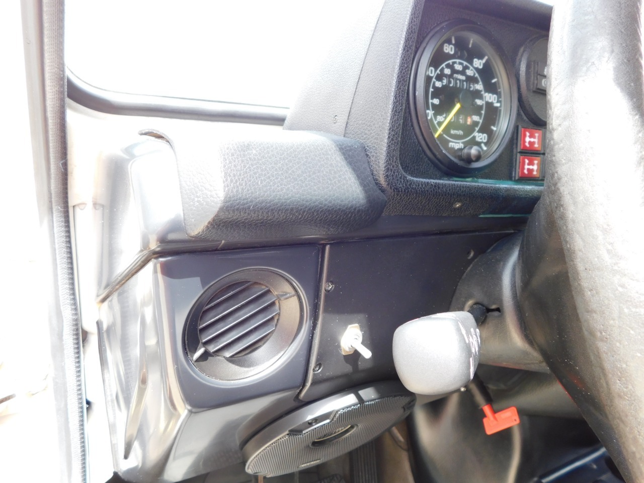 1985-mercedes-benz-280ge (46)