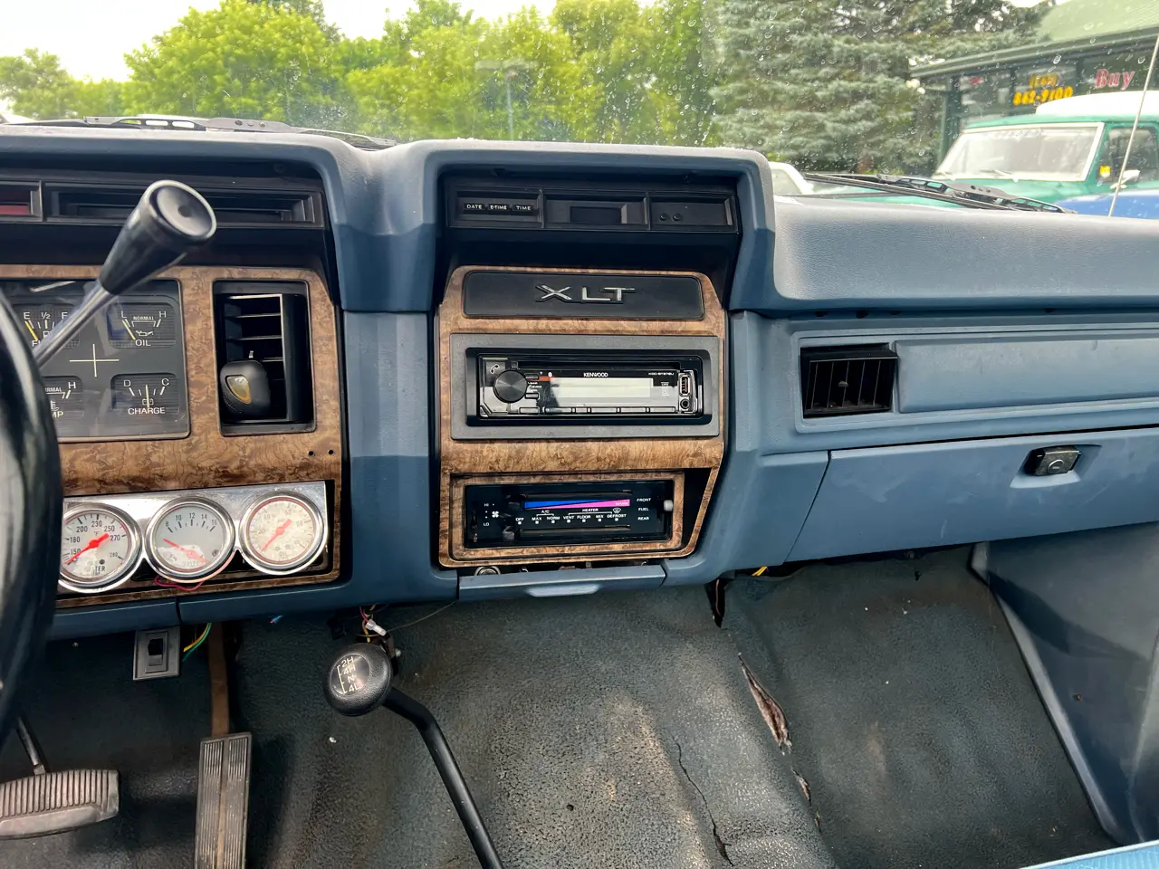 1986-ford-f-250-styleside-for-sale-11