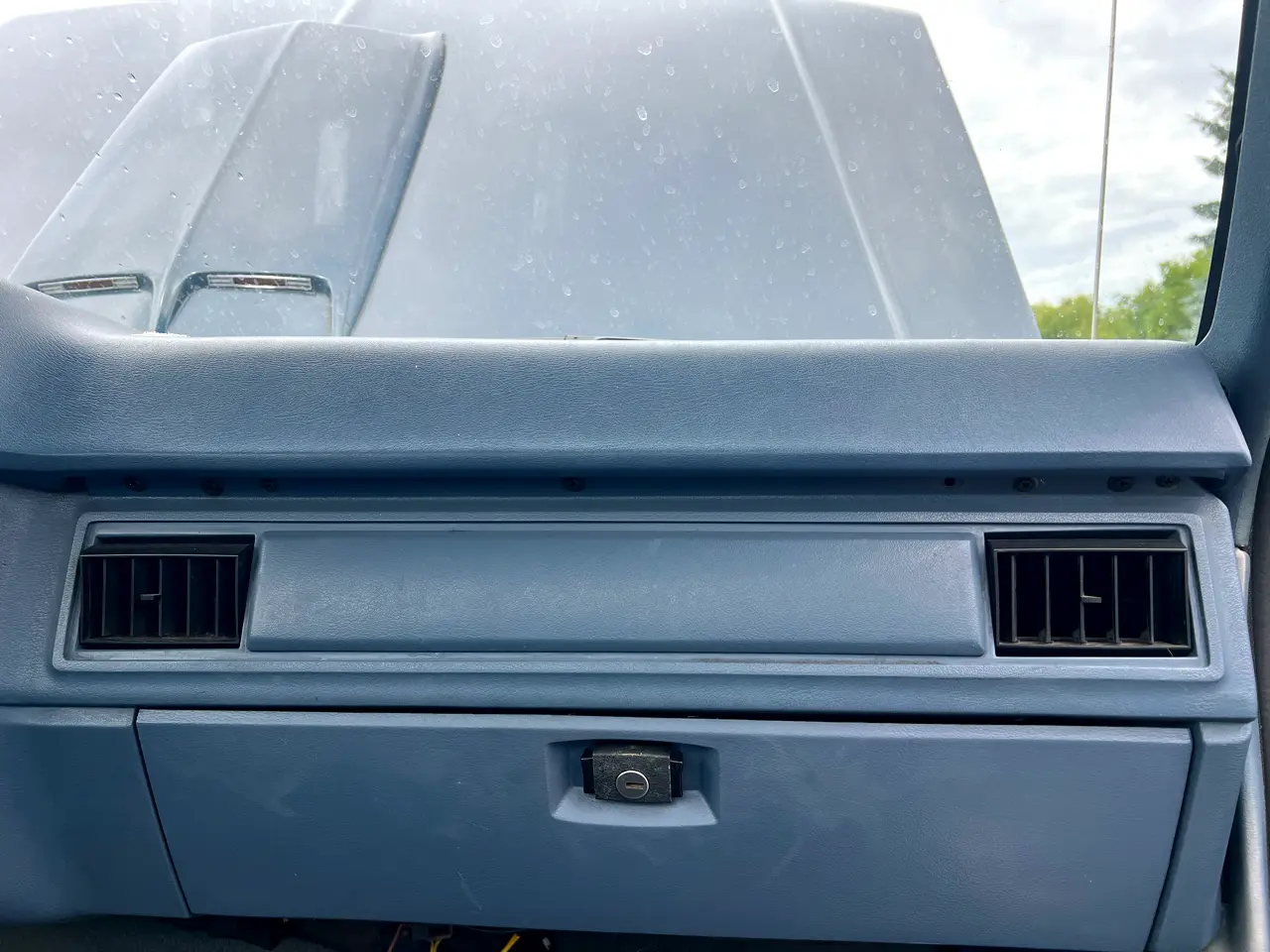 1986-ford-f-250-styleside-for-sale-14